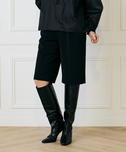 INED（イネド）の「おとなハーフパンツ【セットアップ対応】（その他パンツ・レディース・ブラック/カーキ・7号/9号）」の2枚目の写真