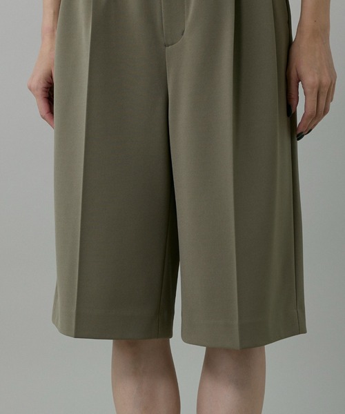 INED（イネド）の「おとなハーフパンツ【セットアップ対応】（その他パンツ・レディース・ブラック/カーキ・7号/9号）」の11枚目の写真