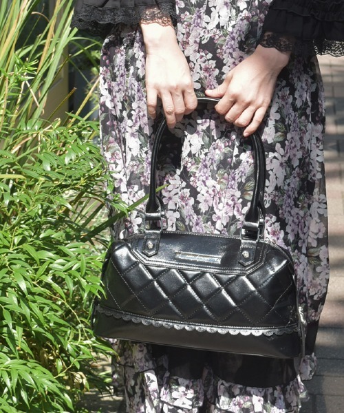 axes femme（アクシーズファム）の「キルティングデザインボストン（ボストンバッグ・レディース・ブラック/ダークブラウン・FREE）」の5枚目の写真