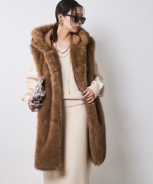 チェスティ  フードファーマフラー キャメル美品 CHIC STYLE（シックスタイル） マフラー ストール フェイクファー