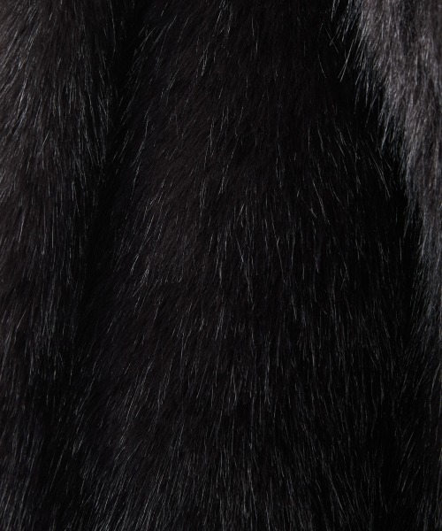 CHIC STYLE(シックスタイル)の「フェイクファーフーディマフラー<大きいサイズ有>シックスタイル(マフラー・レディース・キャメル/スミクロ・FREE)」の20枚目の写真
