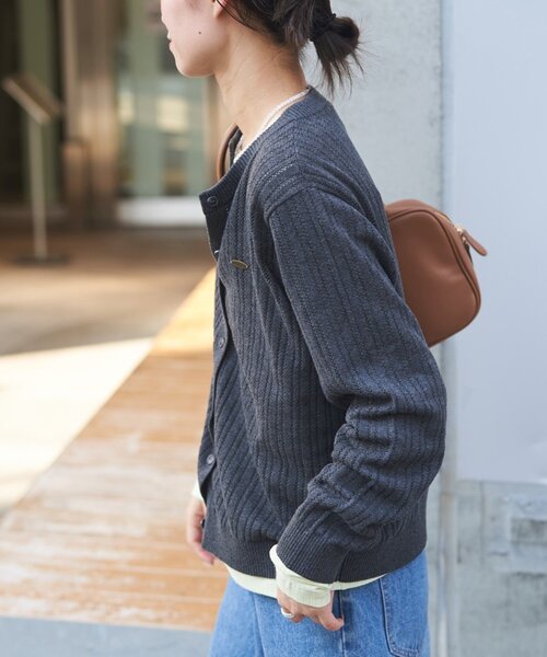 GEVACO（ゲバコ）の「【GEVACO】インナー付きアンサンブル透かし編みニットカーディガン（カーディガン/ボレロ・レディース・チャコールグレー/サックスブルー/レッド・ONE SIZE）」の7枚目の写真