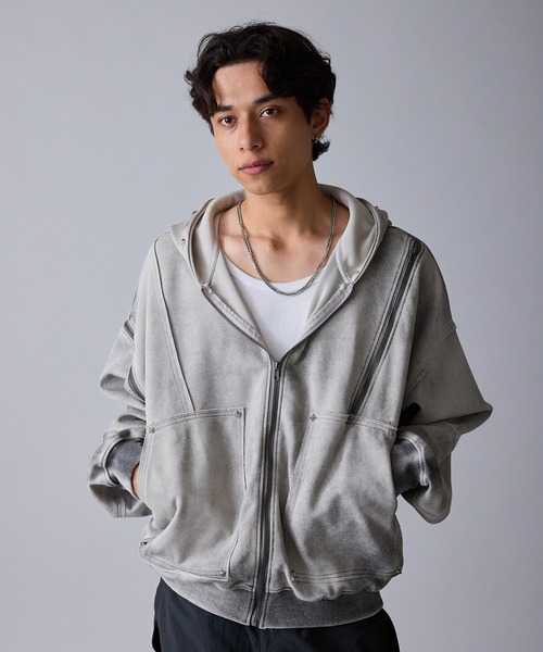 Theater code(シアターコード)の「Diamond Rivet Detachable Sleeve Design Zip-Up Hoodie / ひし形リベット付き デタッチャブルスリーブデザインジップパーカー 2026年 夏 夏服メンズ(パーカー・メンズ・ブラック/グレー・L/M)」の4枚目の写真
