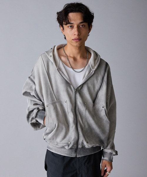 Theater code(シアターコード)の「Diamond Rivet Detachable Sleeve Design Zip-Up Hoodie / ひし形リベット付き デタッチャブルスリーブデザインジップパーカー 2026年 夏 夏服メンズ(パーカー・メンズ・ブラック/グレー・L/M)」の3枚目の写真