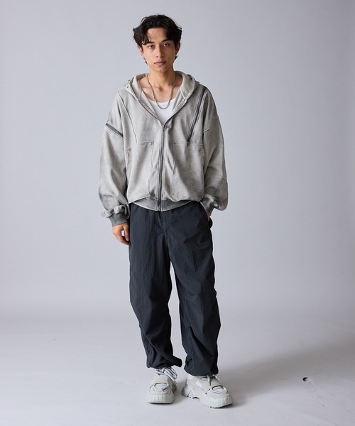 Theater code(シアターコード)の「Diamond Rivet Detachable Sleeve Design Zip-Up Hoodie / ひし形リベット付き デタッチャブルスリーブデザインジップパーカー 2026年 夏 夏服メンズ(パーカー・メンズ・ブラック/グレー・L/M)」の11枚目の写真
