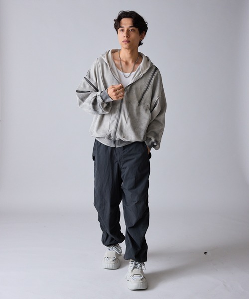 Theater code(シアターコード)の「Diamond Rivet Detachable Sleeve Design Zip-Up Hoodie / ひし形リベット付き デタッチャブルスリーブデザインジップパーカー 2026年 夏 夏服メンズ(パーカー・メンズ・ブラック/グレー・L/M)」の12枚目の写真