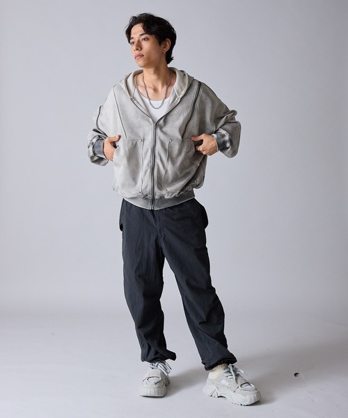 Theater code(シアターコード)の「Diamond Rivet Detachable Sleeve Design Zip-Up Hoodie / ひし形リベット付き デタッチャブルスリーブデザインジップパーカー 2026年 夏 夏服メンズ(パーカー・メンズ・ブラック/グレー・L/M)」の13枚目の写真