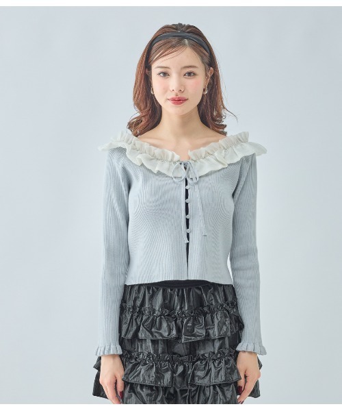 PEACH JOHN（ピーチジョン）の「フリルカラーニットトップス（カーディガン/ボレロ・レディース・ベージュ/ブラック/グレー・ONE SIZE）」の18枚目の写真