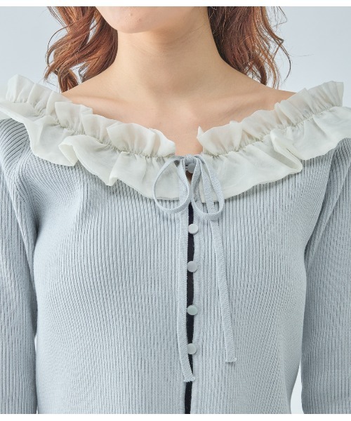 PEACH JOHN（ピーチジョン）の「フリルカラーニットトップス（カーディガン/ボレロ・レディース・ベージュ/ブラック/グレー・ONE SIZE）」の22枚目の写真