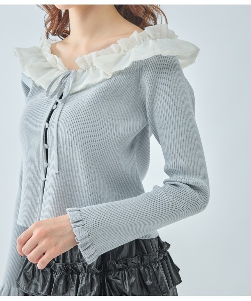 PEACH JOHN（ピーチジョン）の「フリルカラーニットトップス（カーディガン/ボレロ・レディース・ベージュ/ブラック/グレー・ONE SIZE）」の17枚目の写真