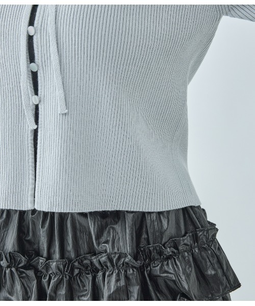 PEACH JOHN（ピーチジョン）の「フリルカラーニットトップス（カーディガン/ボレロ・レディース・ベージュ/ブラック/グレー・ONE SIZE）」の19枚目の写真