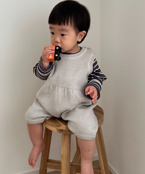CIAOPANIC TYPY（チャオパニックティピー）の「【綿100％で洗える】【BABY】スウェットライクニットロンパース(OSORO)（ロンパース・キッズ・チャコールグレー/ブラウン/オフホワイト/レッド/サックスブルー・80）」の17枚目の写真