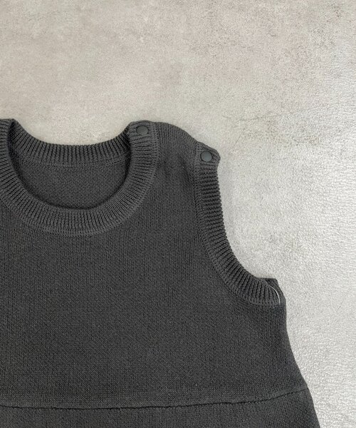 CIAOPANIC TYPY（チャオパニックティピー）の「【綿100％で洗える】【BABY】スウェットライクニットロンパース(OSORO)（ロンパース・キッズ・チャコールグレー/ブラウン/オフホワイト/レッド/サックスブルー・80）」の13枚目の写真