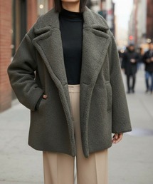 Per sist ence（パーシエンス）の「フェイクムートンタックミドルダブルコート（ムートンコート）」