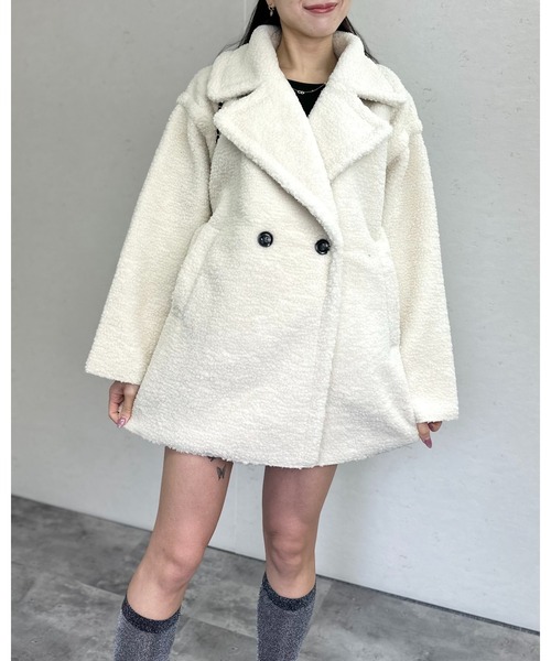 Per sist ence（パーシエンス）の「フェイクムートンタックミドルダブルコート（ムートンコート・レディース・ブラック/チャコールグレー/アイボリー/モカ・ONE SIZE）」の5枚目の写真