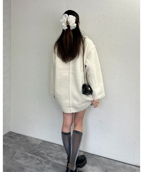Per sist ence（パーシエンス）の「フェイクムートンタックミドルダブルコート（ムートンコート・レディース・ブラック/チャコールグレー/アイボリー/モカ・ONE SIZE）」の11枚目の写真