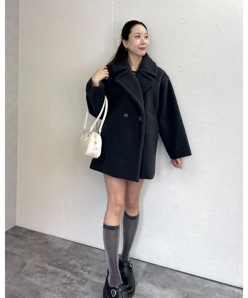 Per sist ence（パーシエンス）の「フェイクムートンタックミドルダブルコート（ムートンコート・レディース・ブラック/チャコールグレー/アイボリー/モカ・ONE SIZE）」の17枚目の写真