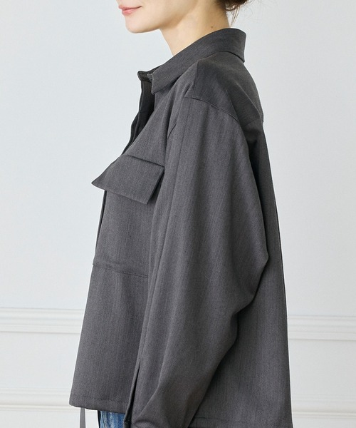 INED（イネド）の「ＴＷサテン2WAYブラウス（シャツ/ブラウス・レディース・チャコールグレー/ネイビー/キャメル・9号/11号）」の4枚目の写真