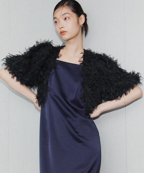 ANDRESD(アンドレスド)の「シャギーボレロ / shaggy bolero(カーディガン/ボレロ・レディース・ベージュ/ブラック・M)」の2枚目の写真