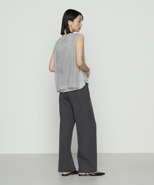 Gabardine K.T（ギャバジンケーティー）の「コイルヤーン レーシーベスト（ベスト・レディース・ブラック/グレー・9号）」の5枚目の写真