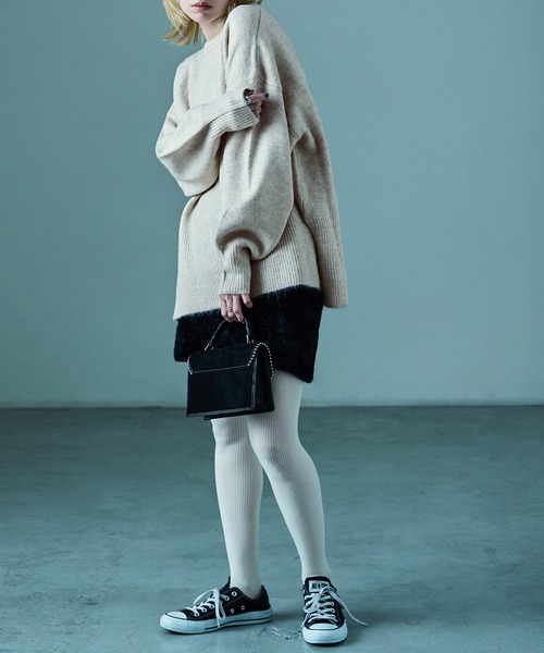 Fashion Letter(ファッションレター)の「サイドスリット オーバーサイズ ロングニットプルオーバー(ニット/セーター・レディース・オートミール/チャコール/オレンジ/グレイッシュベージュ/ライトブルー/ブルー・M)」の3枚目の写真