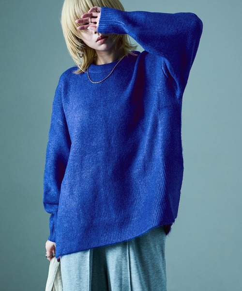 Fashion Letter(ファッションレター)の「サイドスリット オーバーサイズ ロングニットプルオーバー(ニット/セーター・レディース・オートミール/チャコール/オレンジ/グレイッシュベージュ/ライトブルー/ブルー・M)」の6枚目の写真