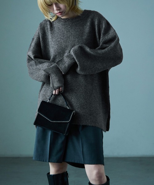 Fashion Letter(ファッションレター)の「サイドスリット オーバーサイズ ロングニットプルオーバー(ニット/セーター・レディース・オートミール/チャコール/オレンジ/グレイッシュベージュ/ライトブルー/ブルー・M)」の2枚目の写真