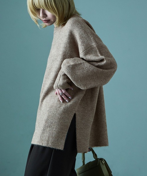 Fashion Letter(ファッションレター)の「サイドスリット オーバーサイズ ロングニットプルオーバー(ニット/セーター・レディース・オートミール/チャコール/オレンジ/グレイッシュベージュ/ライトブルー/ブルー・M)」の9枚目の写真