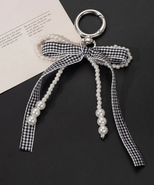 チェック×パールリボンチャーム（チャーム）｜IRADOWL（アイラドール