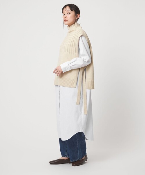 green label relaxing(グリーンレーベルリラクシング)の「ニット ベスト × シャツ ワンピース セット(シャツワンピース・レディース・オフホワイト/ブラウン系/ダークグレー・FREE)」の6枚目の写真