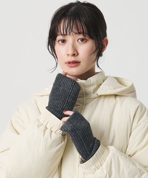 BEAUTY&YOUTH UNITED ARROWS（ビューティーアンドユースユナイテッドアローズ）の「ソフト フィンガーレス グローブ（手袋・レディース・モカ/ライトピンク/グレー系/オフホワイト・FREE）」の19枚目の写真