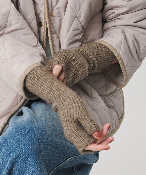 BEAUTY&YOUTH UNITED ARROWS（ビューティーアンドユースユナイテッドアローズ）の「ソフト フィンガーレス グローブ（手袋・レディース・モカ/ライトピンク/グレー系/オフホワイト・FREE）」の18枚目の写真