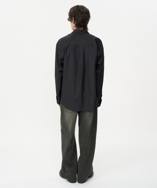 INSILENCE（インサイロンス）の「チンツコットンツーポケットシャツ ブラック（シャツ/ブラウス・レディース・その他・MEDIUM/LARGE/SMALL）」の3枚目の写真