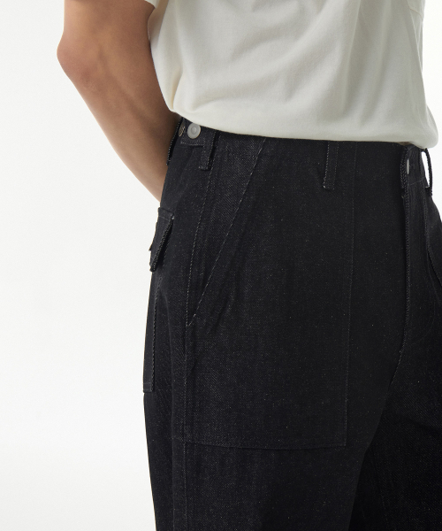 MUSINSA STANDARD（ムシンサスタンダード）の「デニムパティグパンツ [ロー ブラック]（デニムパンツ・メンズ・その他・40/38/42/36/34/32/30/31/33/26/27/28/29）」の4枚目の写真