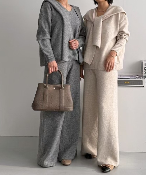 FAVORITO(ファヴォリート)の「ニットトップス+ショール+ワイドパンツ3枚セット(セットアップ・レディース・ダークグレー/ライトグレー/ベージュ・F)」の16枚目の写真