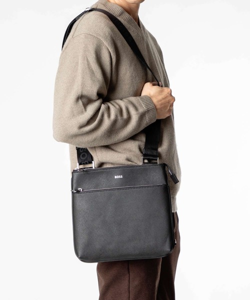 BOSS(ボス)の「BOSS Zair S z env large ボス ザイル エンベロープ ショルダーバッグ(ショルダーバッグ・メンズ・ブラック・FREE)」の9枚目の写真