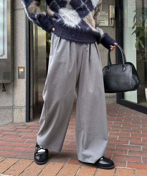 fredy emue（フレディエミュ）の「3タックハートリベットパンツ（その他パンツ・レディース・グレー/ネイビー/アイボリー・38/36）」の6枚目の写真