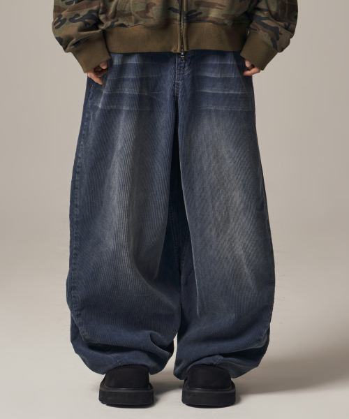 IDWS(アイドンワナセル)の「Viego Corduroy Balloon Pants Dark Indigo(その他パンツ・レディース・その他・0/1/2)」の7枚目の写真