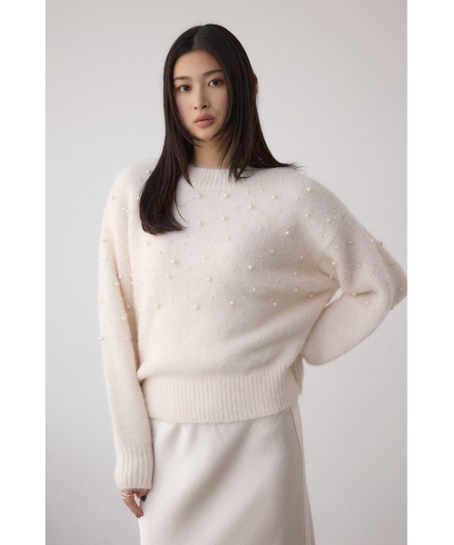 AZUL by moussy（アズールバイマウジー）の「パールビジューニットトップス（ニット/セーター・レディース・杢グレー/アイボリー/ボルドー・FREE）」の6枚目の写真