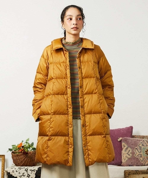 Jocomomola(ホコモモラ)の「【リバーシブル】Flor Alta ロングダウンコート(ダウンジャケット/コート・レディース・グリーン/ネイビー/マスタード・42/40)」の1枚目の写真