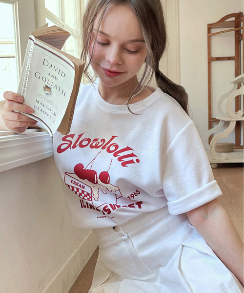 SLOWLOLLI（スローローリ）の「Like sweet t-shirt_3 Colors（Tシャツ/カットソー・レディース・Beige/ホワイト/グレー・FREE）」の4枚目の写真