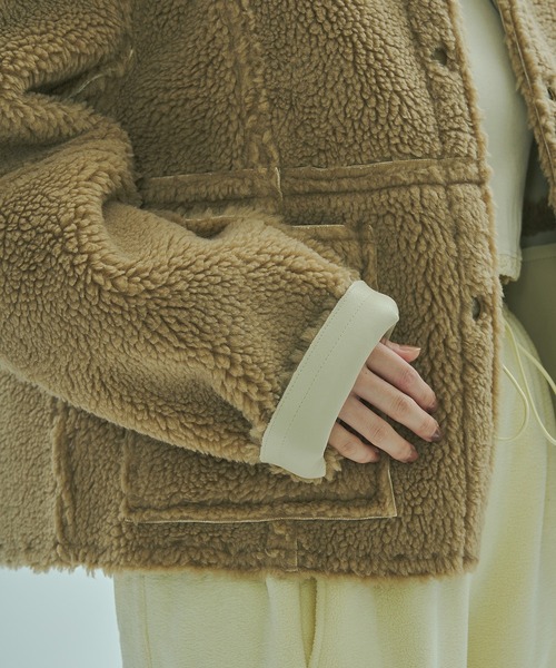 ROSE BUD(ローズバッド)の「FAUX MOUTON 2WAY JACKET(その他アウター・レディース・ブラック/オフホワイト・ONE SIZE)」の18枚目の写真