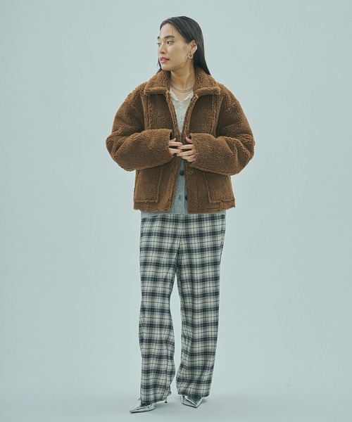 ROSE BUD(ローズバッド)の「FAUX MOUTON 2WAY JACKET(その他アウター・レディース・ブラック/オフホワイト・ONE SIZE)」の10枚目の写真