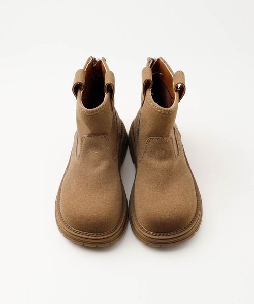 URBAN CHERRY（アーバンチェリー）の「スエードショートブーツ（ブーツ・キッズ・ベージュ/ブラウン・18.0cm/22.5cm/22.0cm/21.0cm/20.0cm/19.0cm）」の5枚目の写真