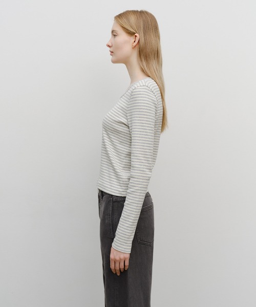MARITHE + FRANCOIS GIRBAUD(マリテフランソワジルボー)の「W DEEP NECK LONG SLEEVE(Tシャツ/カットソー・レディース・Black/アイボリー/ヘザーグレー・MEDIUM/SMALL)」の12枚目の写真