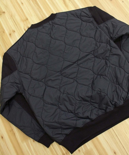 Schott(ショット)の「QUILTED COMBI. CREW SWEAT(スウェット・メンズ・オートミール/グレイッシュブルー/ブラック・L/M/XXL/XL)」の7枚目の写真
