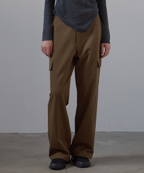 BUT'TON(ボッタン)の「Cargo Pocket Wide Pants (Khaki Brown)(その他パンツ・レディース・その他・SMALL/MEDIUM)」の1枚目の写真