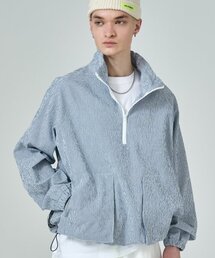 GOSTREET（ゴーストリート）の「Striped seersucker high-neck anorak（ナイロンジャケット）」