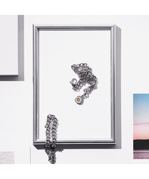 Hopeful Daisy Pendant 6 Basic Chain Bracelet (C2503AC1282_SV