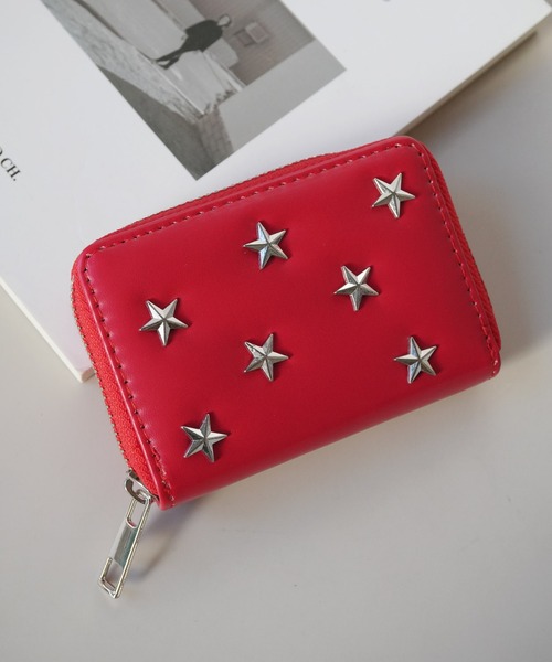 Port（ポート）の「【 Sowel. / ソエル 】 スター スタッズ スクエア カードケース #（カードケース・レディース・レッド/ブラック/シルバー・FREE）」の2枚目の写真
